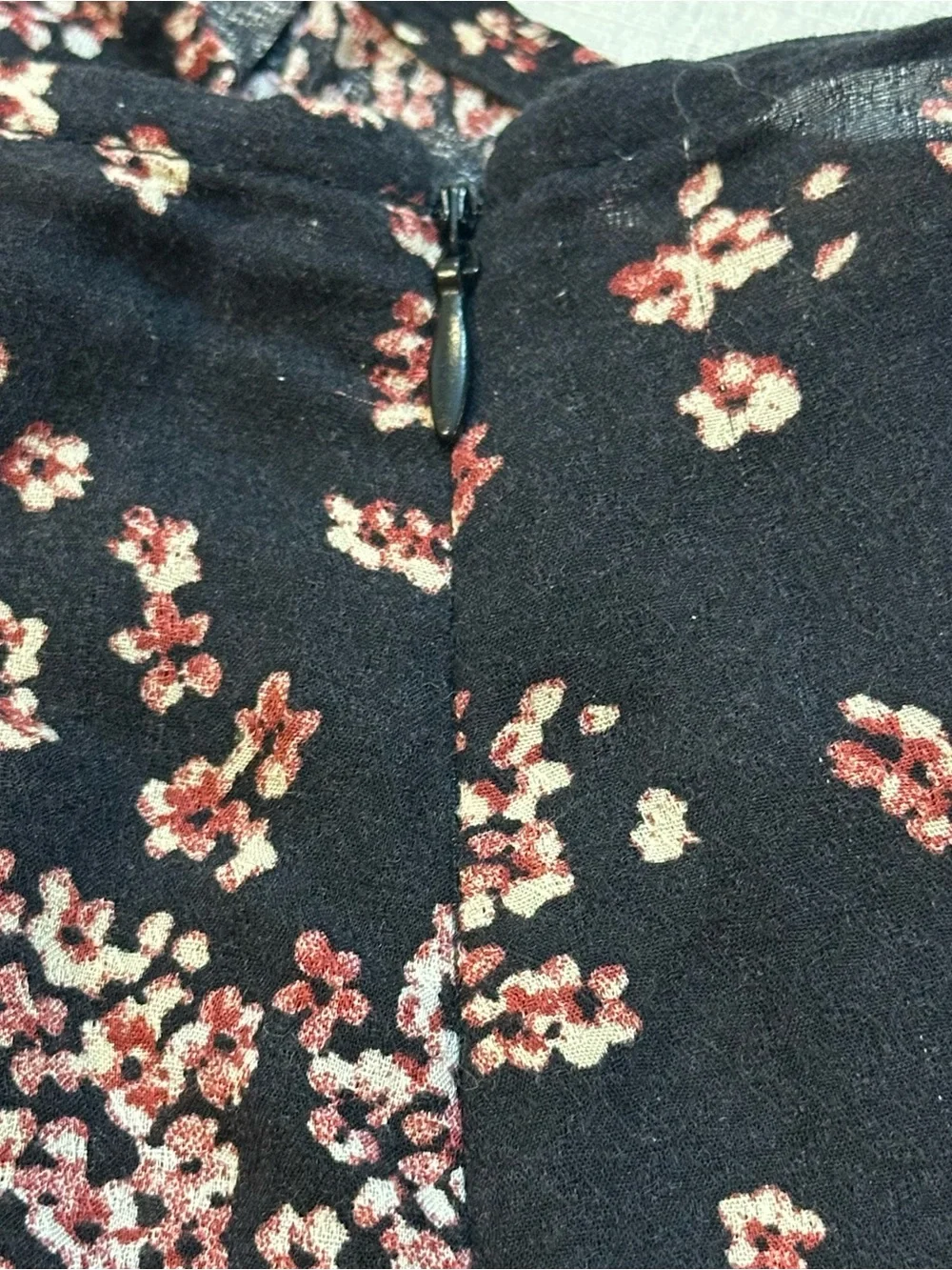 Free People Black Floral Handkerchief Hem Skirt Size 2 - Picture 9 of 12